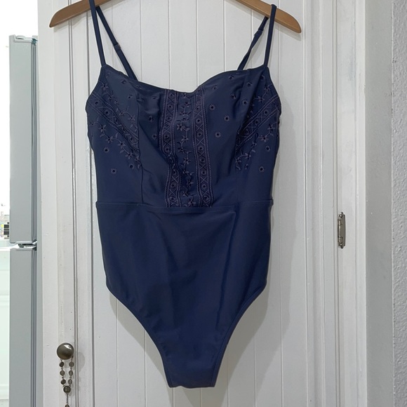 Xhilaration Other - One piece bathing suit